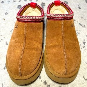 ugg Tazz Slipper size 9